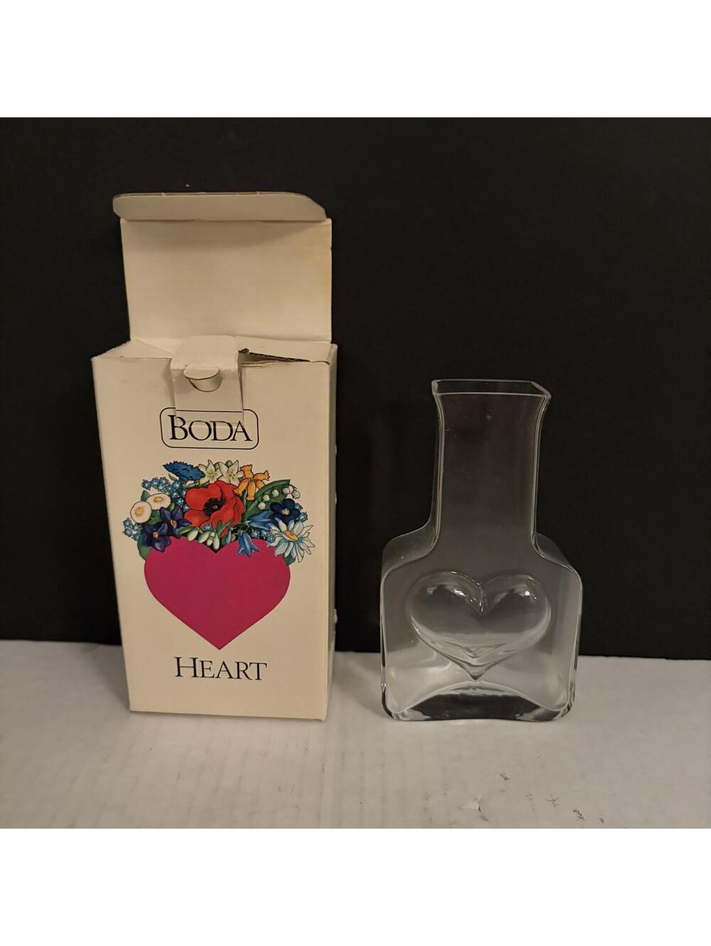Boda Heart Clear Glass Vase with Heart Design in Original Box - Made in Sweden